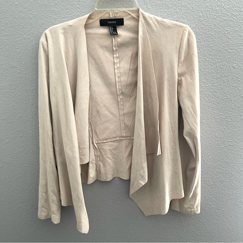 FOREVER 21 // cream Faux Suede Drape jacket size small